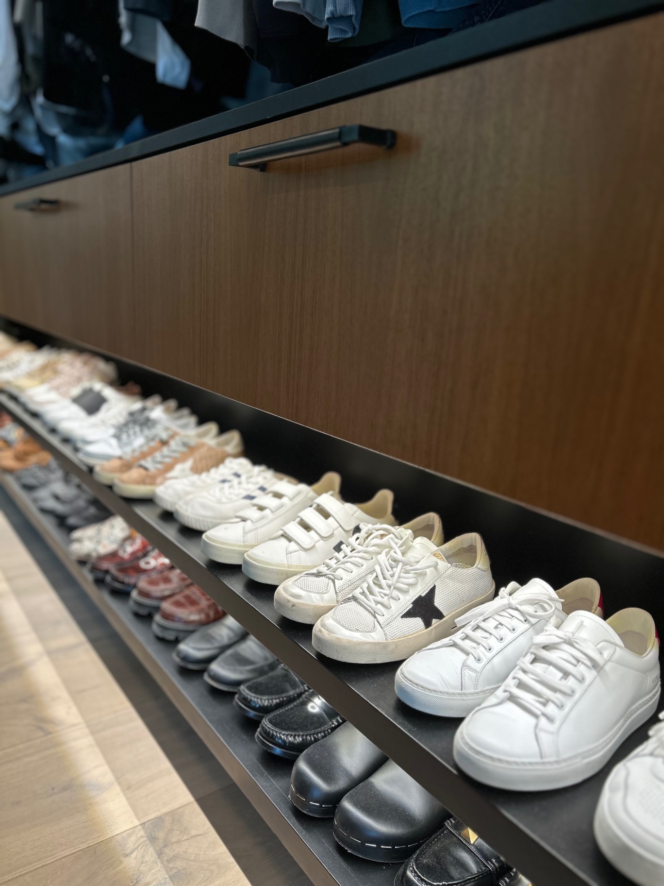 A curated, organized space by Room for Space
